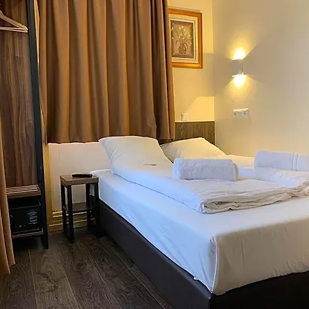 Hotel Orange Tulip 2*
