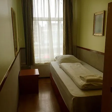 Orange Tulip 호텔 2*