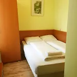 Hotel Orange Tulip 2*